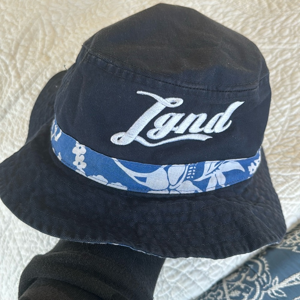 FAHRENHEIT FASHION HEADWEAR
